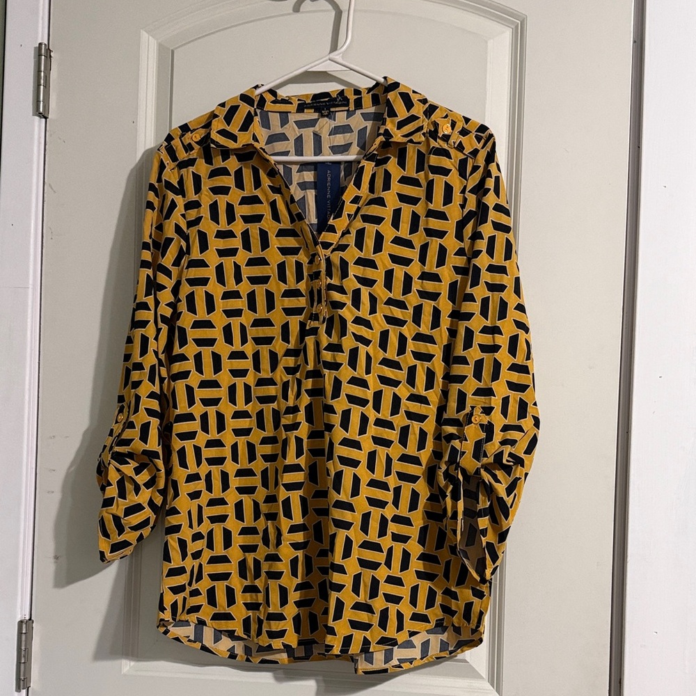 Adrienne Vittadini Mustard and Black Geometric Blouse